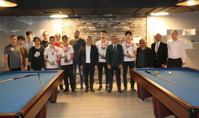 Gençler 3 Bant Bilardo Bahar Turnuvası sona erdi
