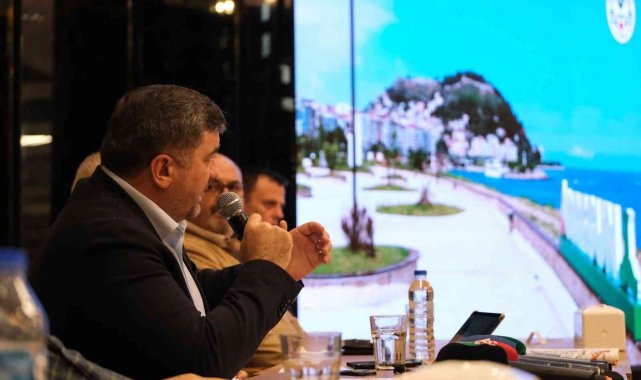 Giresun Belediye Başkanı Aytekin Şenlikoğlu, 3 yıllık görev süresini değerlendirdi