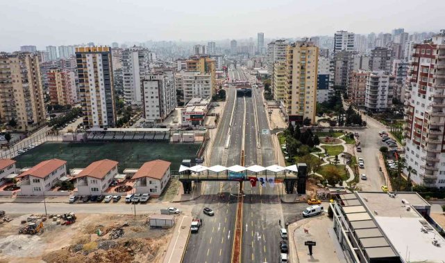 Göçmen Katlı Kavşağı ulaşıma açıldı