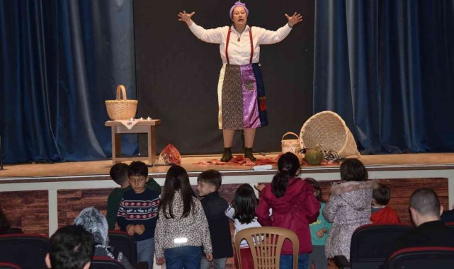 Görele Belediyesi'nden Ramazan etkinliğinde masal dinletisi