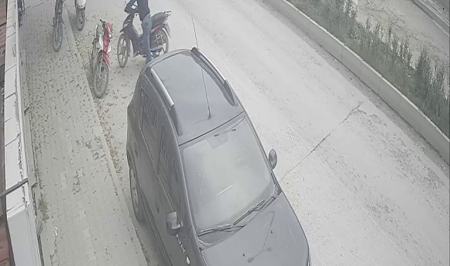 Gözüne kestirdiği motosikleti böyle çaldı