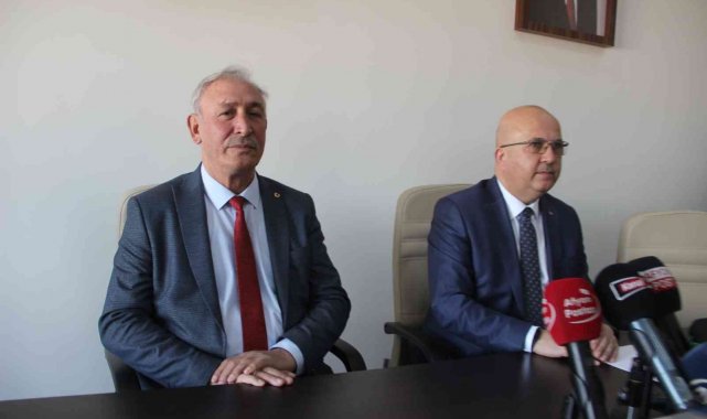 Gurbetçi bayanların günü onların yüzünü güldürdü