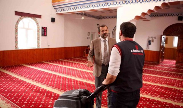 Gürsu'da camiler ramazana hazır