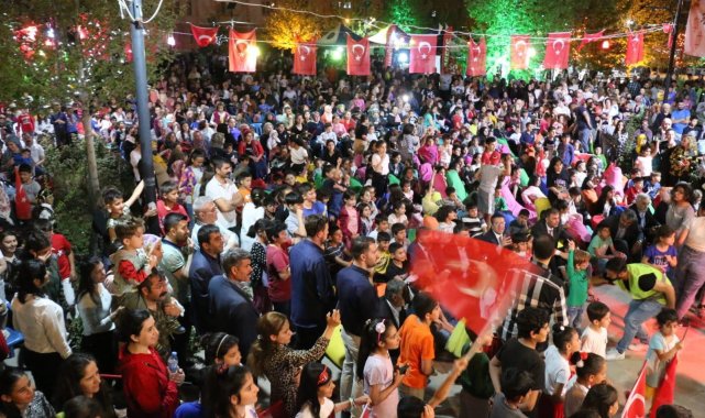 Halfeti'de Ramazan Sokağı ilgi odağı oldu