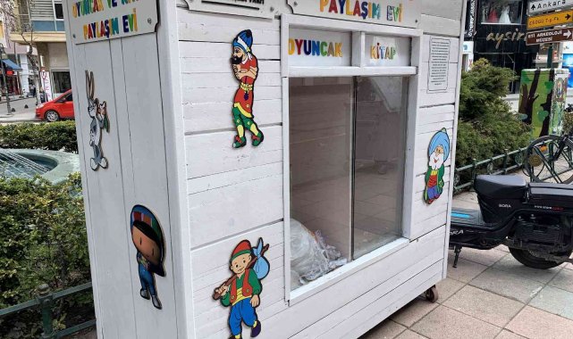 Harap edilen bağış kutusu yenilendi