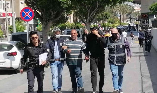 Hastanede güvenlik görevlisini darp eden baba oğul adliyeye sevk edildi