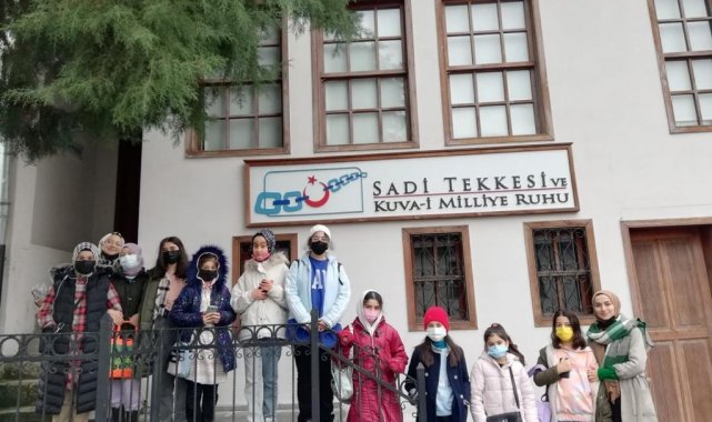 Hem öğreniyor hem sosyalleşiyorlar