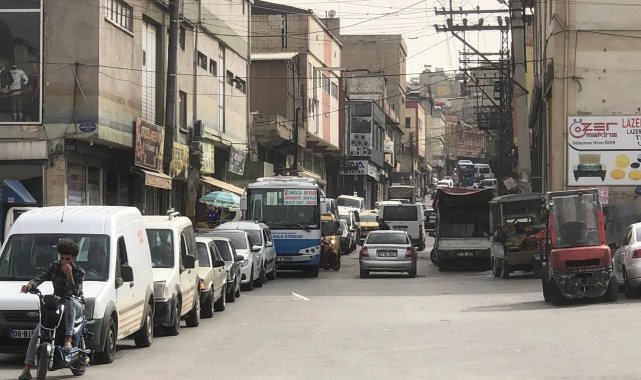 Hırsızların karşılaştığı anın güvenlik kamerasına yansıdığı mahalle hırsızlardan bıktı