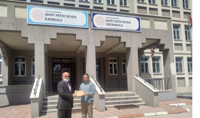 Hisarcık'ta dereceye giren öğrenci ödüllendirildi