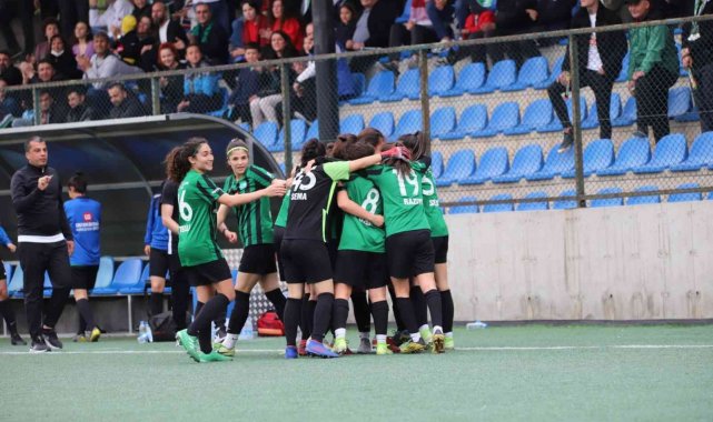 Horozkent, Aydın'ı da yenerek grup liderliğini garantiledi