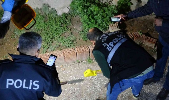 Husumetlilerin satırlı bıçaklı kavgası: 1 ağır yaralı