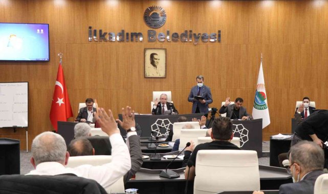 İBB'den İlkadım Belediyesi'ne 2 otobüs