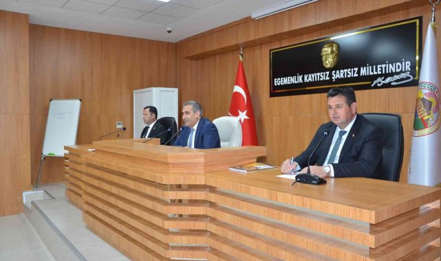 İl encümenleri seçimle belirlendi