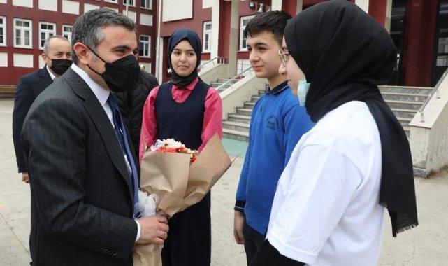 İmam Hatipte TUBİTAK fuarı açıldı