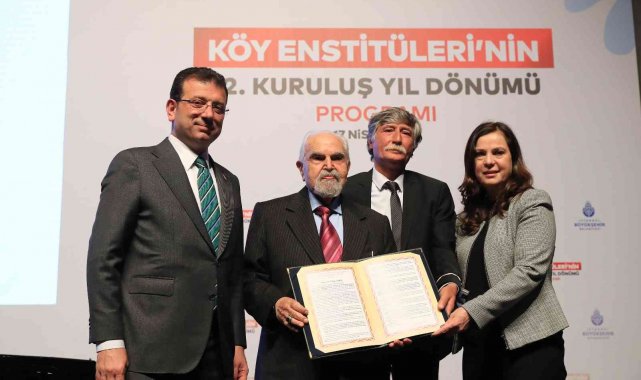 İmamoğlu ve Çalkaya, Aydınlana Onur Ödülü verdi