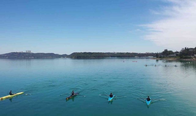 İmamoğlulu öğrenciler kano ve kürekle tanıştı