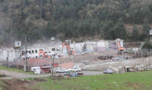 İnebolu M Tipi Kapalı Ceza İnfaz Kurumu yıkılıyor