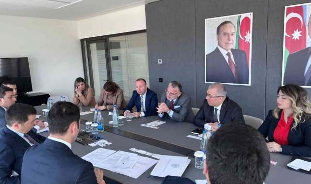 İş insanı Ulupınar Azerbaycan'da