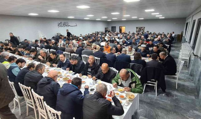 İş ve siyaset dünyası iftarda bir araya geldi