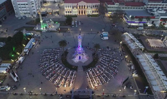 İzmir sofrası kuruldu