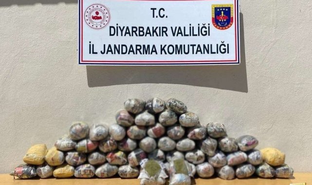 Jandarma uyuşturucuya geçit vermedi
