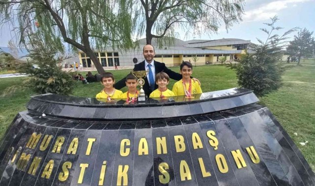 Kadir Has Ortaokulu Türkiye Şampiyonu oldu