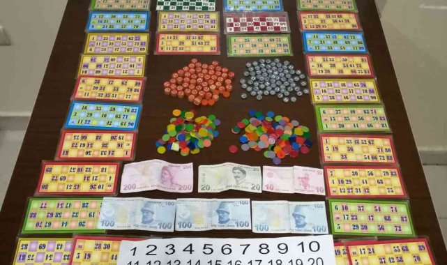 Kahvehanede kumar oynayan 20 kişiye 36 bin lira ceza