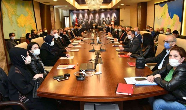 Kapalı 600 mahalle okulu sosyal hayata kazandırılacak