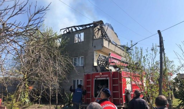 Karapınar beldesinde bir evde yangın çıktı