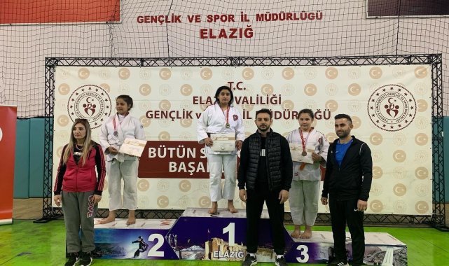 Kars'lı judocular başarıya doymuyor