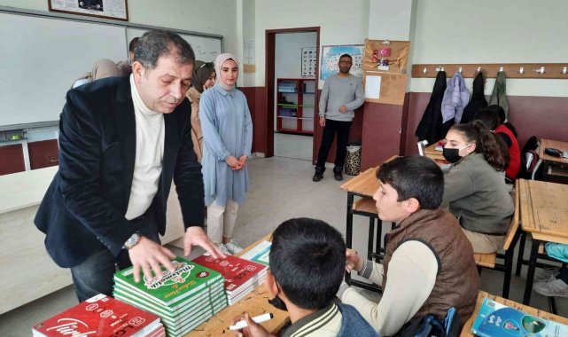 Kars&#039;ta üniversite öğrencilerinden örnek davranış