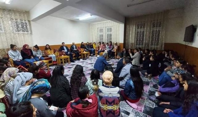 Kaymakam Karali öğrenciler ile iftarda buluştu