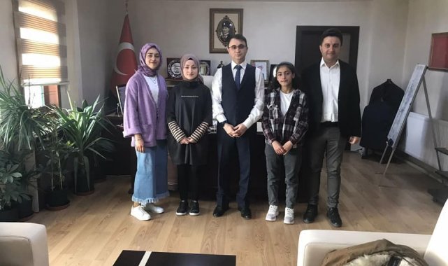 Kaymakam Nasır dereceye giren öğrencileri ağırladı