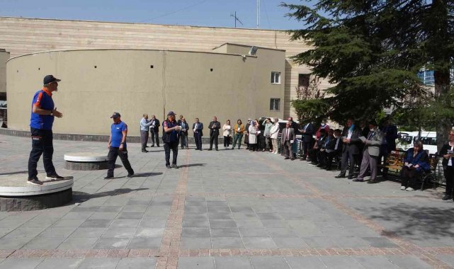 Kayseri'de afet bilinci artırılıyor