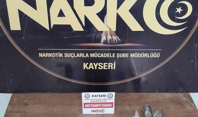 Kayseri&#039;de uyuşturucu taciri 2 şahıs yakalandı
