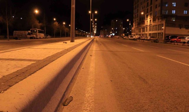 Kayseri'de yolun karşısına geçmeye çalışırken otomobilin çarptığı yaşlı adam hayatını kaybetti