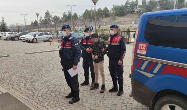 Kesinleşmiş 10 yıl hapis cezası bulunan şahıs köyde yakalandı