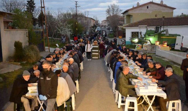 Kırsal mahallelerde 'Gönül Sofraları' kuruldu