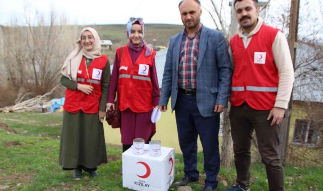Kızılay&#039;dan 50 aileye Ramazan yardımı