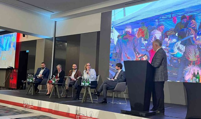 Kızılaykart modeli Polonya&#039;daki Ukraynalı sığınmacılar için de örnek oldu