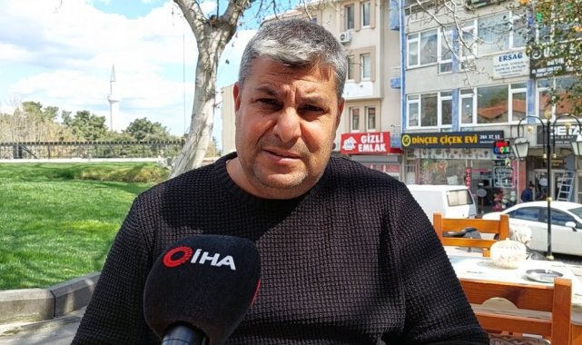 Klarnetçi kaleye geçti, davul futbol topu oldu