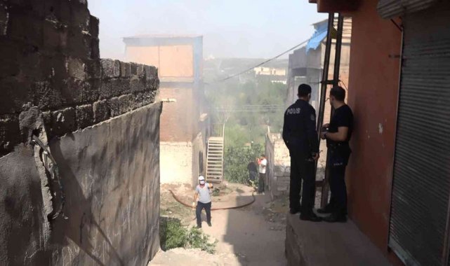 Komşusunu öldüren cinayet şüphelisi evinde yakalandı