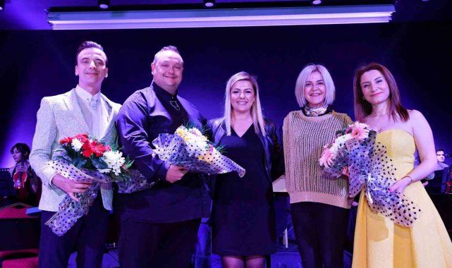 Konyaaltı'nda senfonik rock konseri