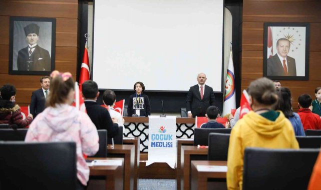 Körfez'de çocuk meclisi kuruldu