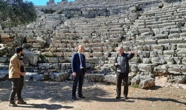 Köyceğiz Kaymakamı Maslak'tan Kaunos Antik kentini gezdi
