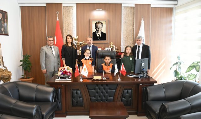 Köyceğiz&#039;de Başkan Ceylan&#039;ın koltuğuna Bekir Dalaman oturdu