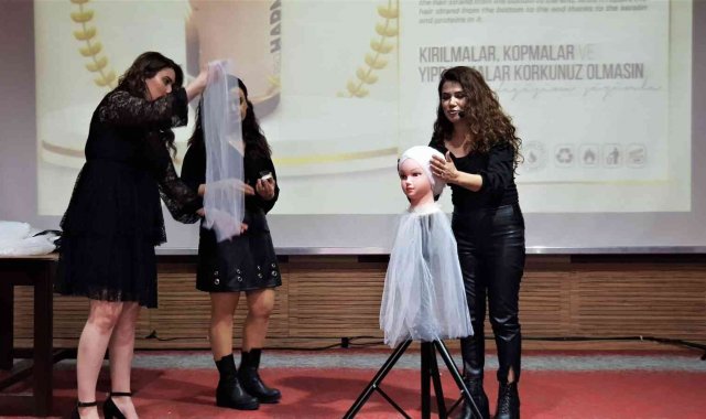 Kuaförlere bayram öncesi türban ve topuz eğitimi verildi