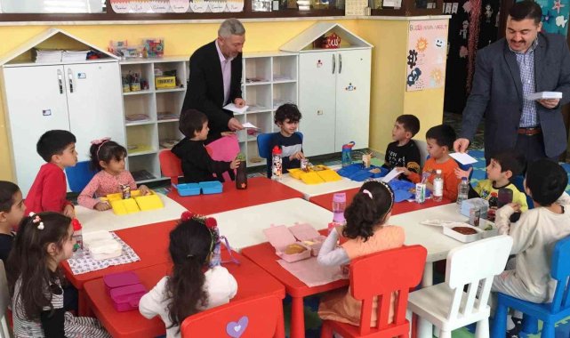 Kulu&#039;da tekne orucu tutan çocuklar ödüllendirildi