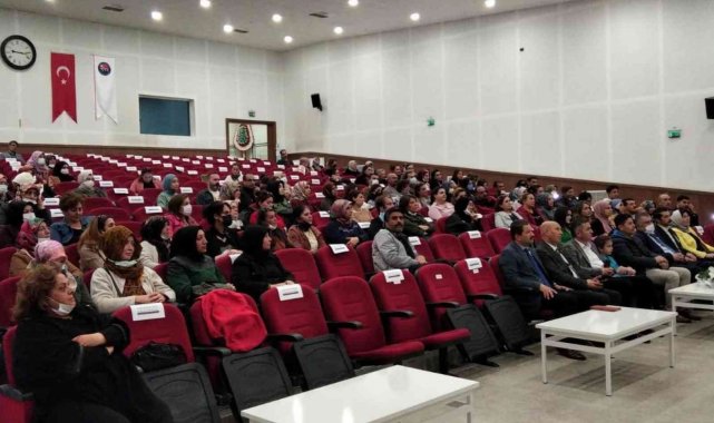 Kurum müdürlerine "En İyi Narkotik Polisi: Anne" projesi tanıtıldı