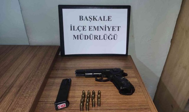 Kurumun çelik kasasında tabanca çalan şahıs yakalandı